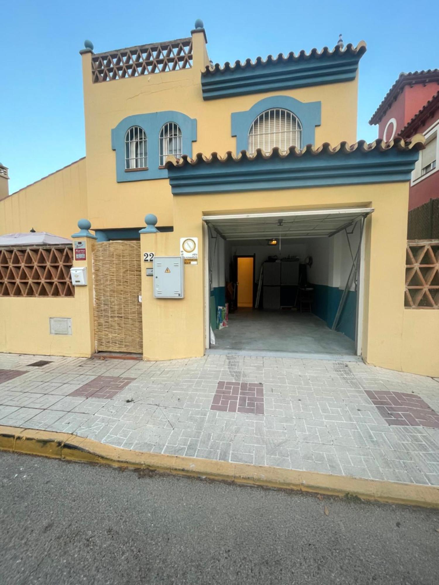 Villa Valentina - Renovated On Los Alamos Beach 토레몰리노스 외부 사진