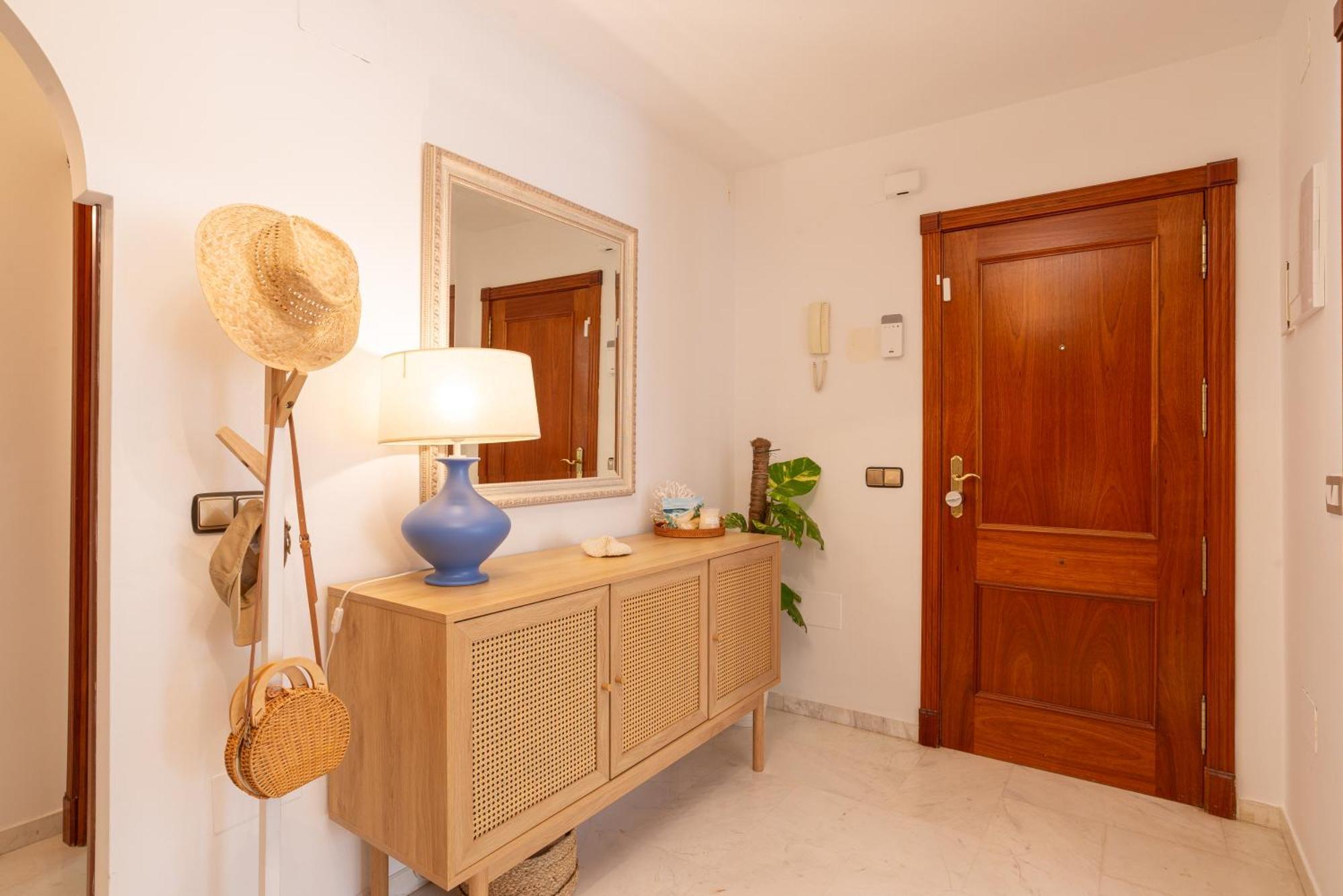 Villa Valentina - Renovated On Los Alamos Beach 토레몰리노스 외부 사진