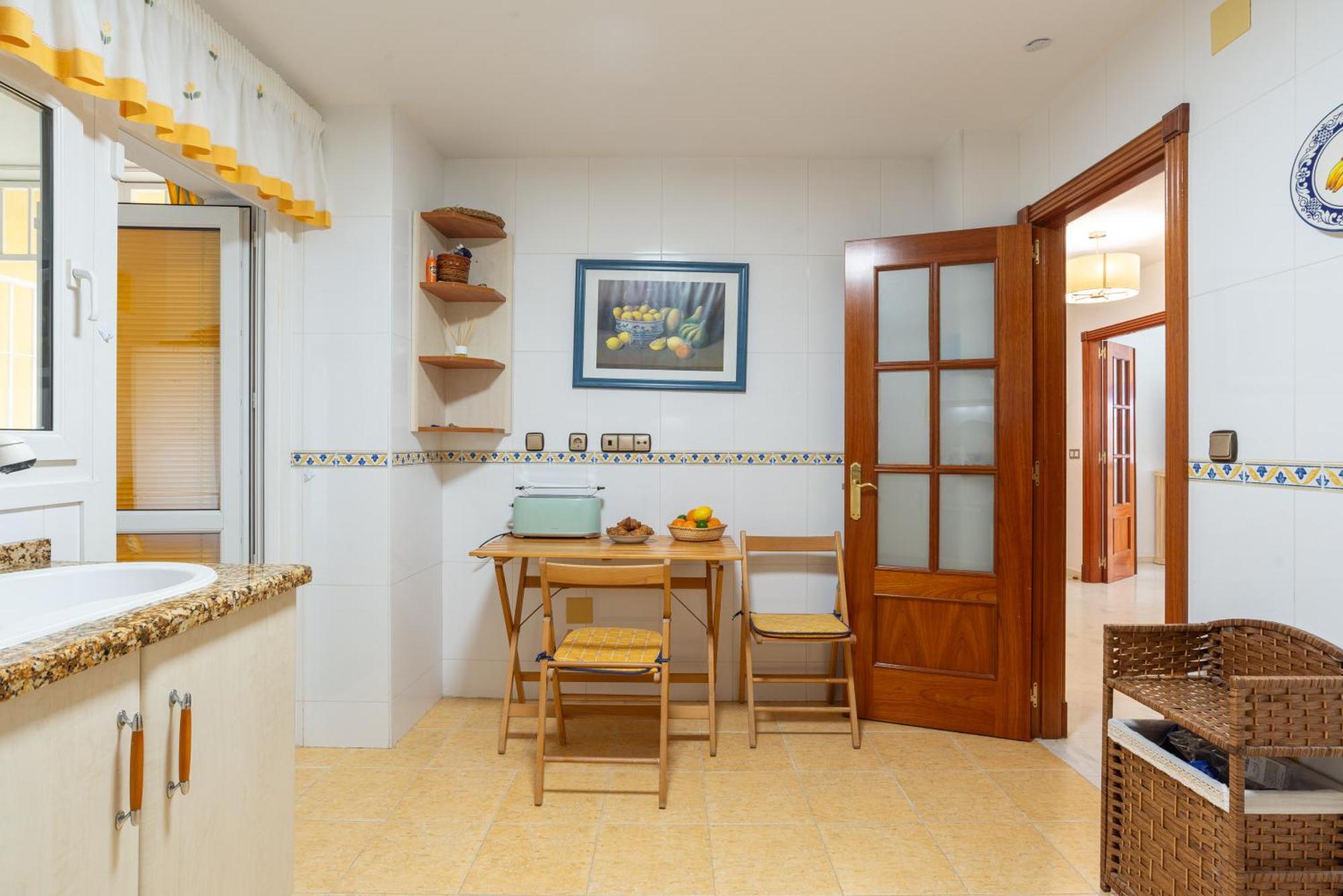 Villa Valentina - Renovated On Los Alamos Beach 토레몰리노스 외부 사진