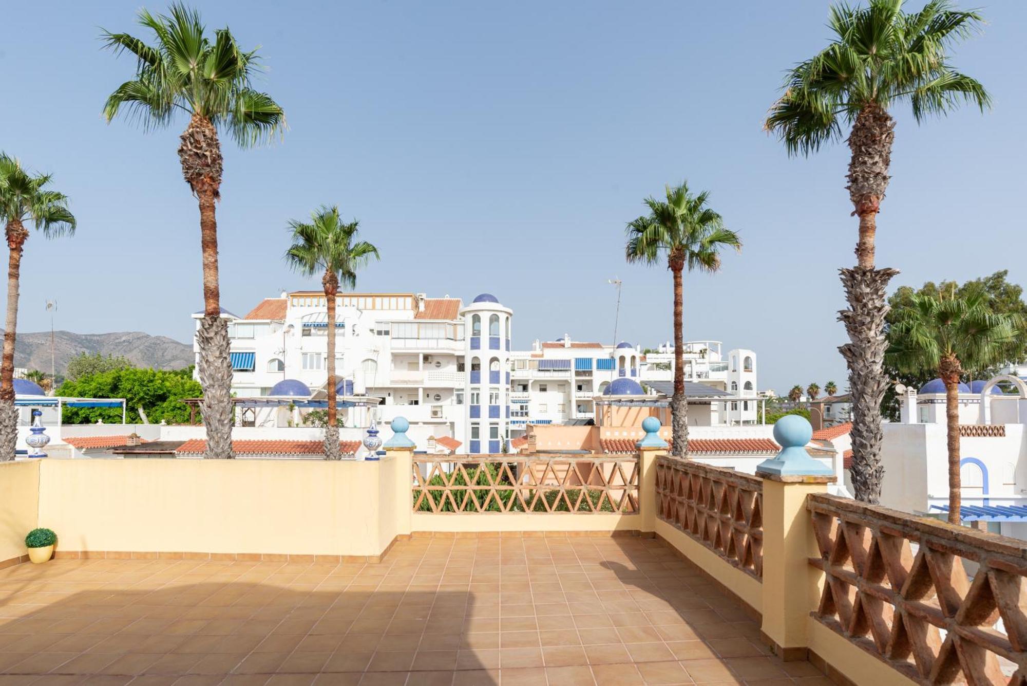 Villa Valentina - Renovated On Los Alamos Beach 토레몰리노스 외부 사진